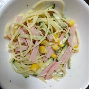 とうもろこしのパスタサラダ